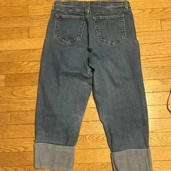 [12]NYDJ  Lift Tuck High Rise Wide Cuff Capri Crop Jeans - Picture 8 of 8